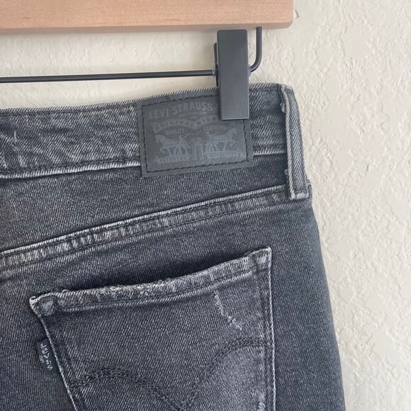 Levi’s 711 Skinny Womens Washed Black Distressed Jeans - Size 27 - Picture 4 of 5